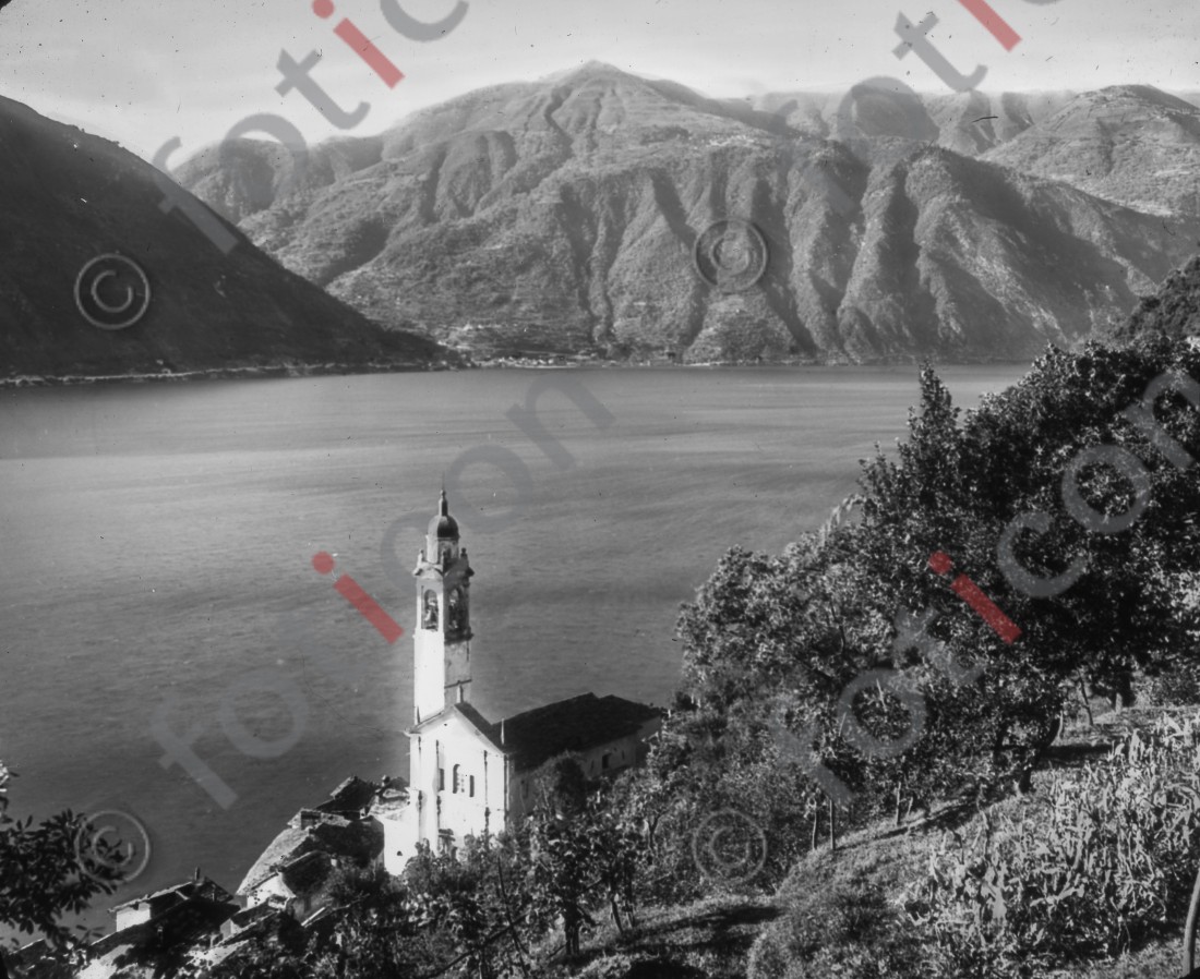 Brienno am Comer See | Brienno on Lake Como (foticon-simon-176-003-sw.jpg)